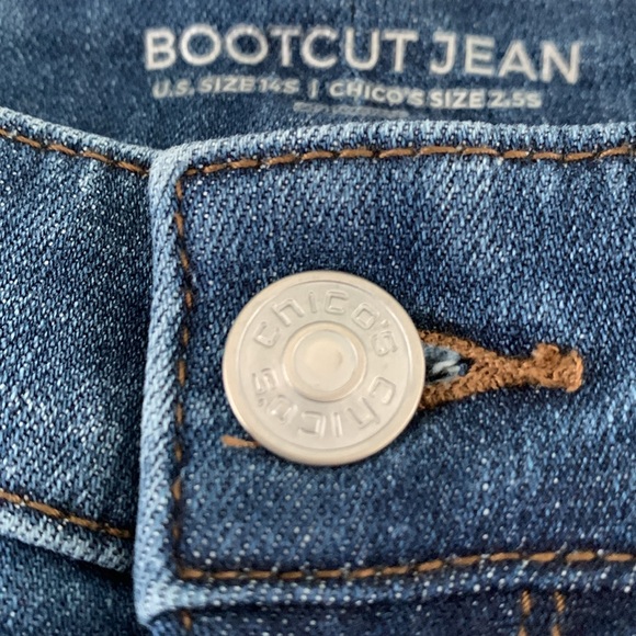 Chico’s Bootcut Jean 14 Short - Picture 11 of 14